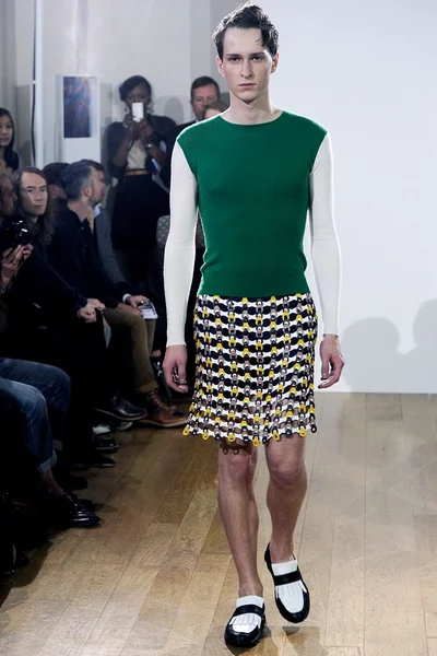 Look 5